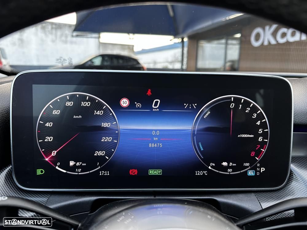 Mercedes-Benz C 300 e Avantgarde - 27