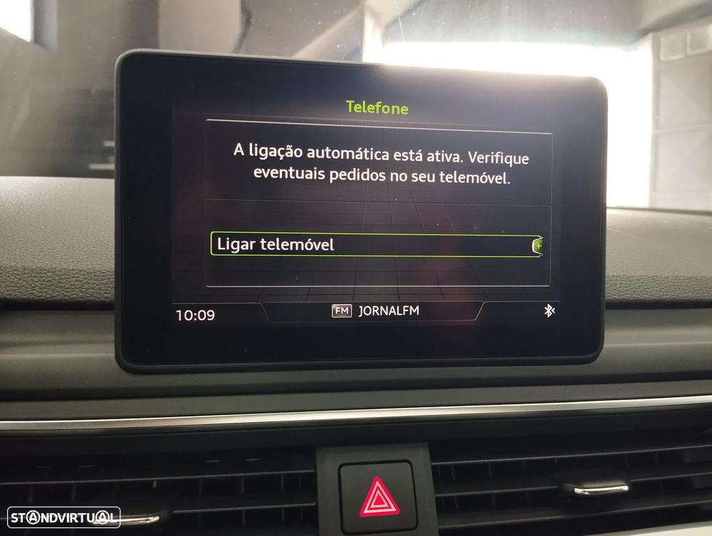 Audi A4 40 TDI S tronic - 23
