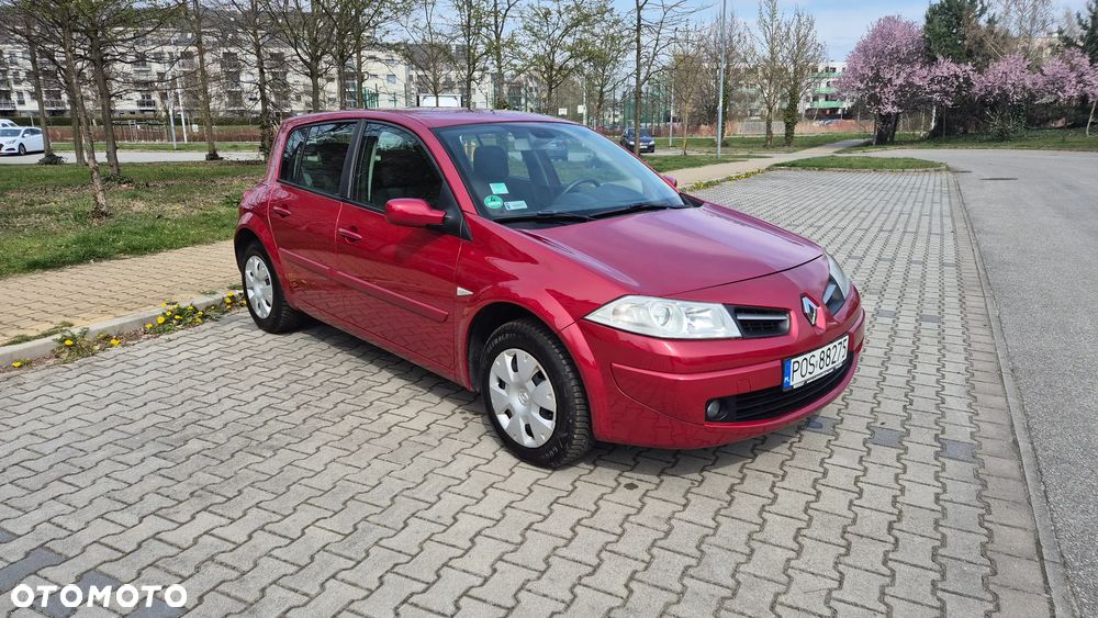 Renault Megane 1.6 Dynamique - 1