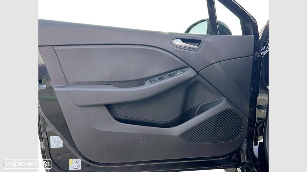 Renault Clio 1.0 TCe Evolution Bi-Fuel - 11