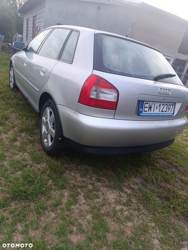 Audi A3 Sportback 1.6 Ambition - 3