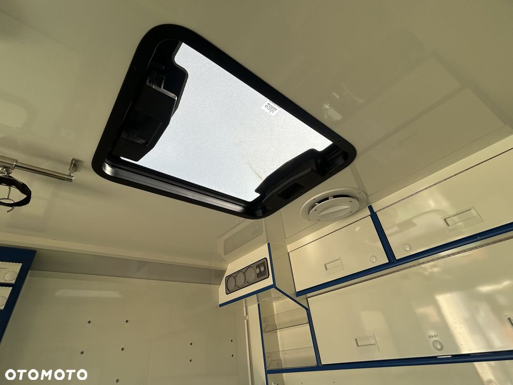Volkswagen Transporter - 16