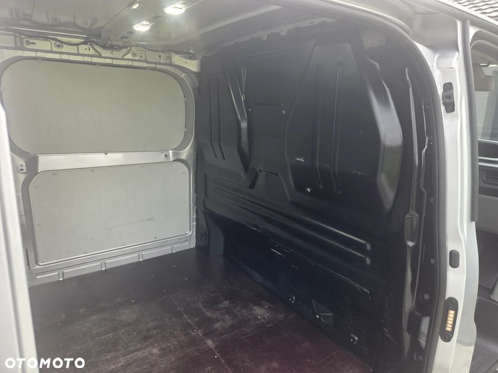 Ford Transit Custom - 15