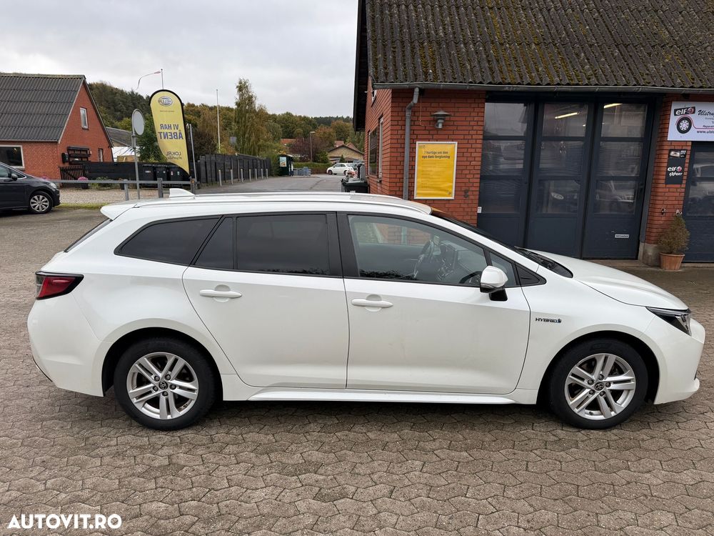 Toyota Corolla 1.8 HSD Exclusive interior Negru - 4