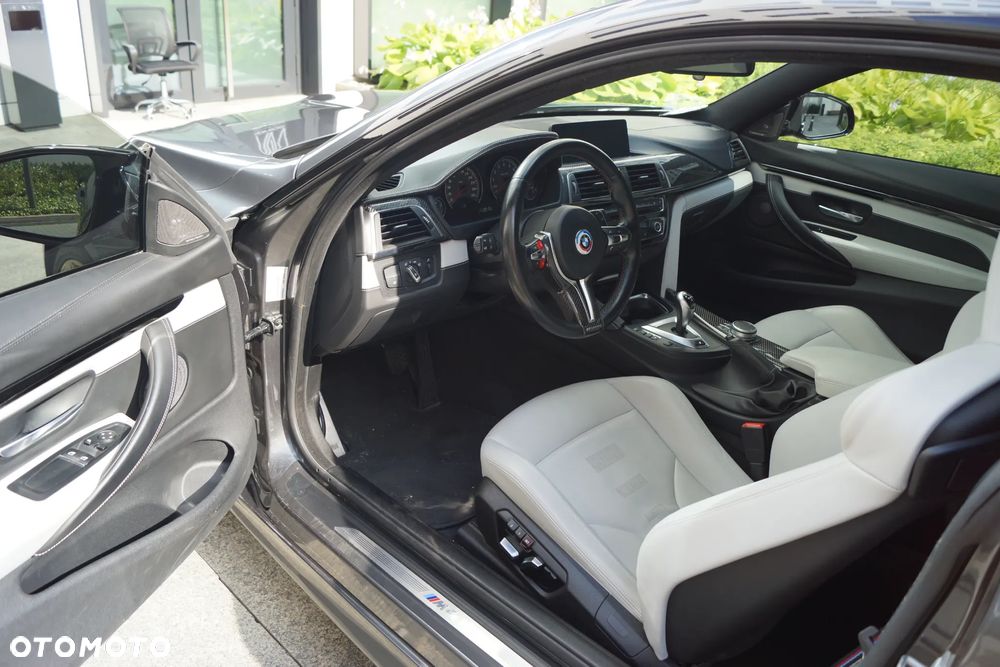 BMW M4 - 9