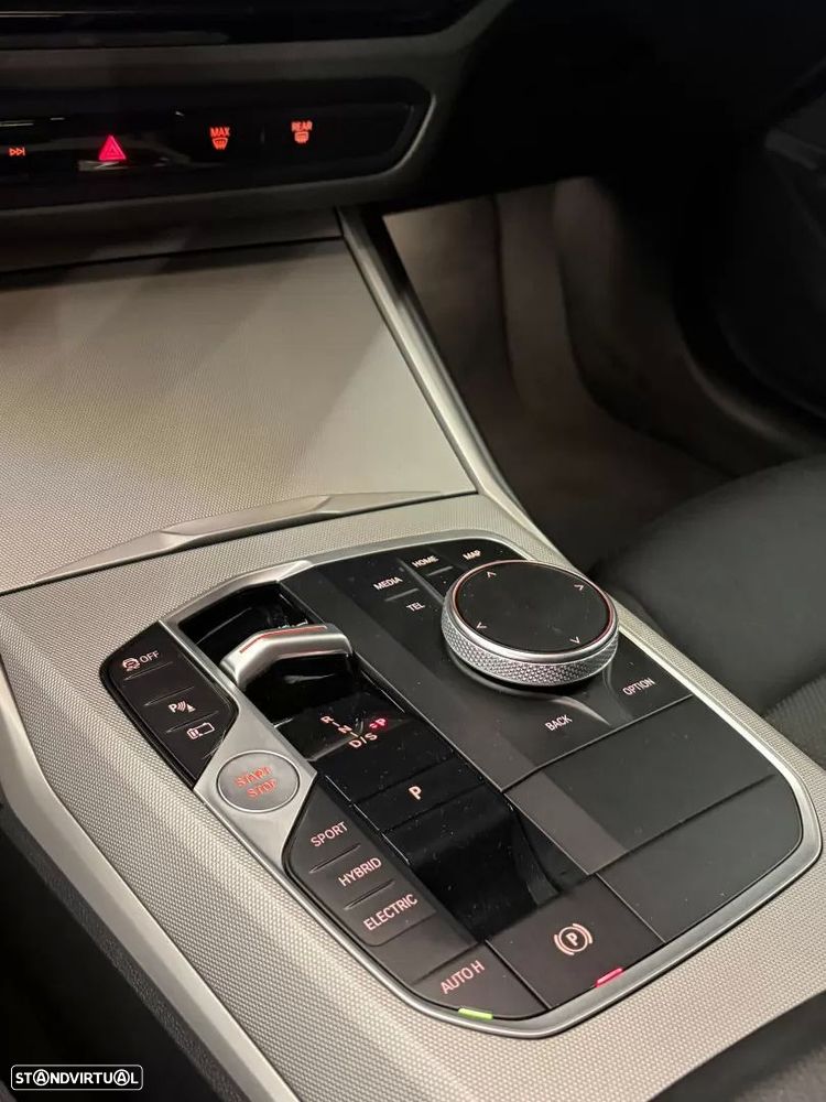 BMW 320 e Corporate Edition Auto - 18
