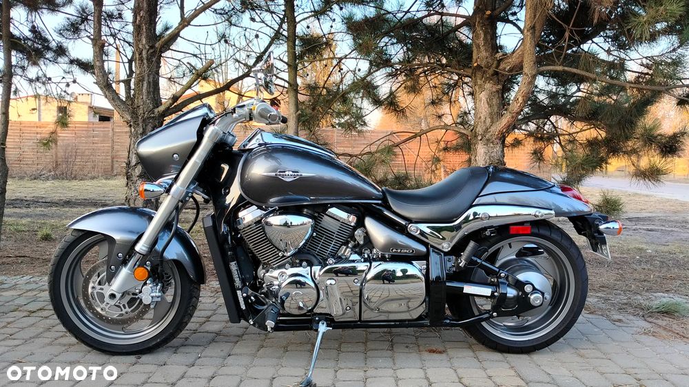 Suzuki Boulevard - 2