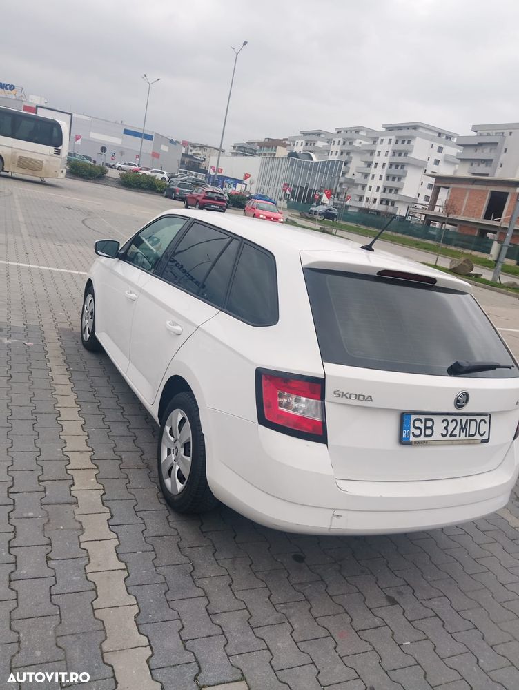 Skoda Fabia 1.2 TSI Ambition - 4