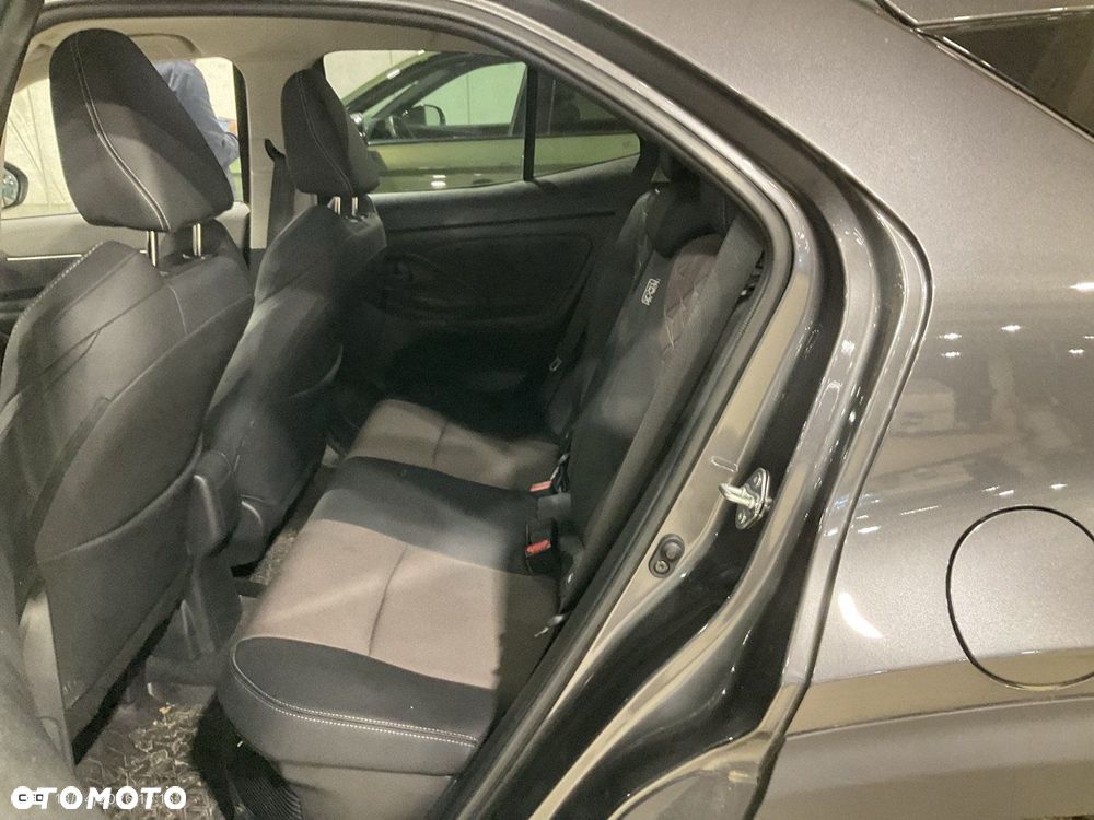 Toyota Yaris Cross - 5
