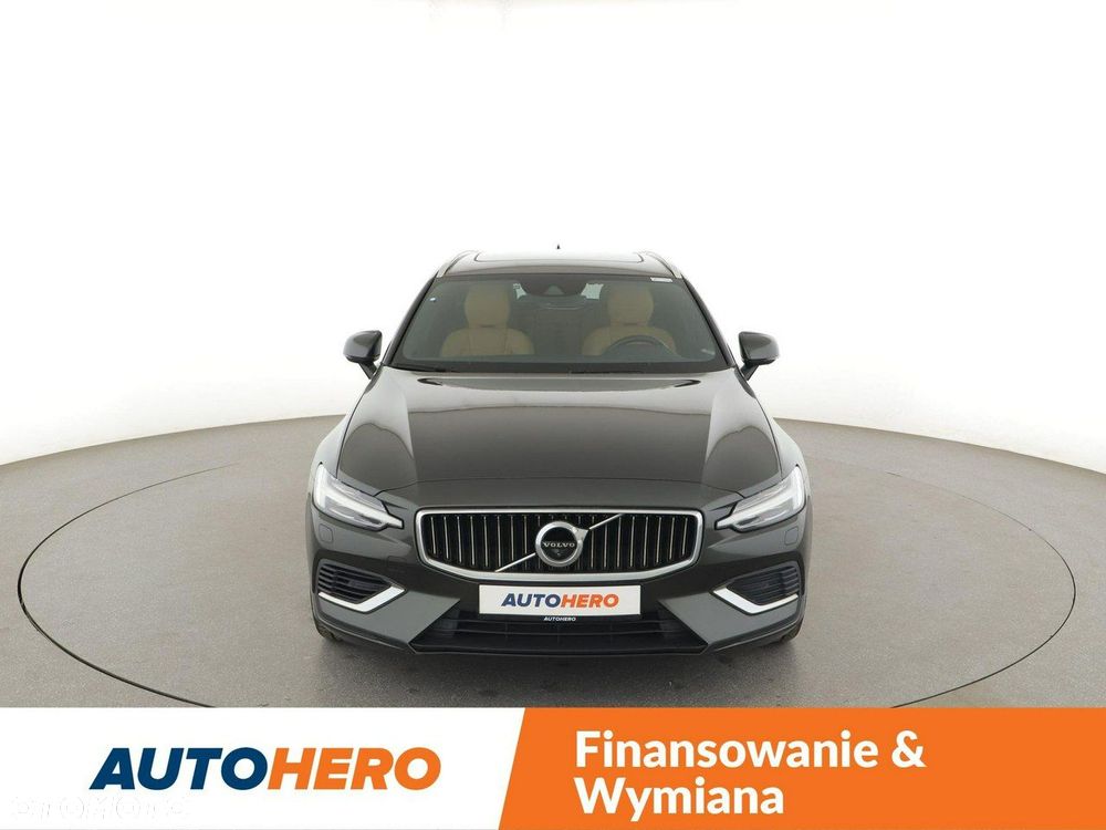 Volvo V60 T8 AWD Recharge Geartronic Inscription - 11