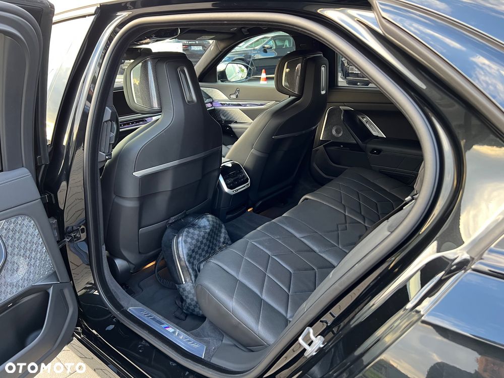 BMW Seria 7 - 9