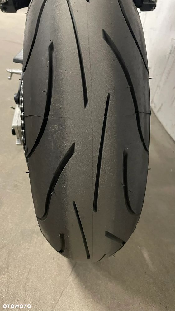 Yamaha MT - 12