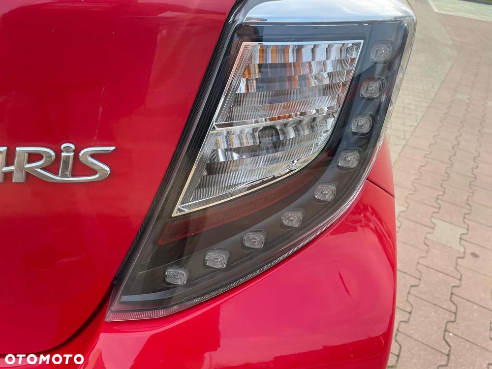 Toyota Yaris 1.33 VVT-i Executive - 9