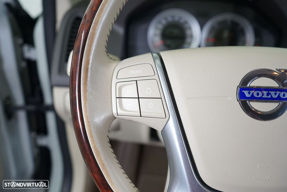 Volvo XC 60 2.0 D3 Summum Geartronic - 25