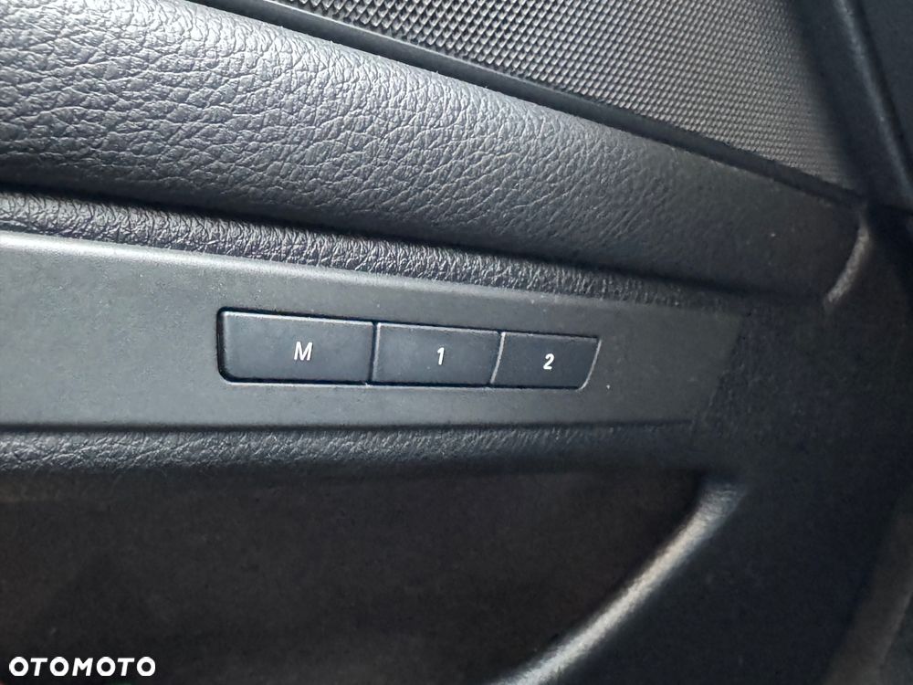 BMW Seria 5 - 12