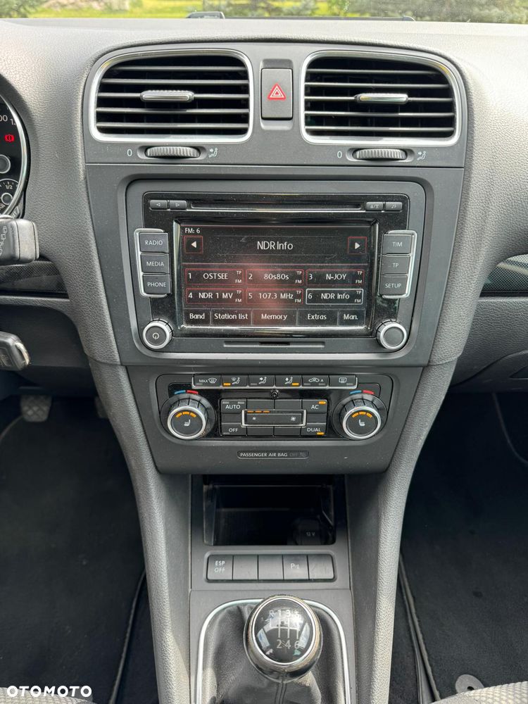 Volkswagen Golf 1.4 TSI Highline - 15