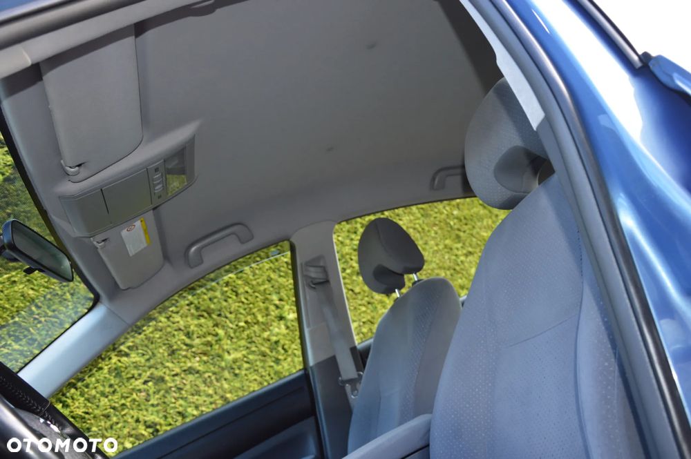 Toyota Prius - 10