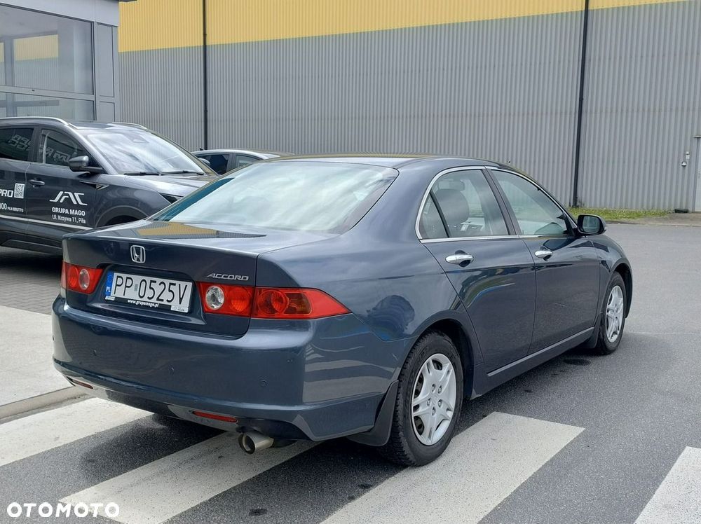 Honda Accord 2.0 Comfort - 3