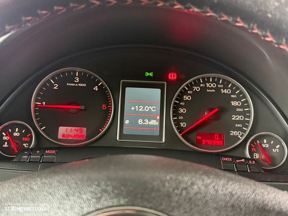 Audi A4 Avant 1.9 TDI m6 S-Line - 52