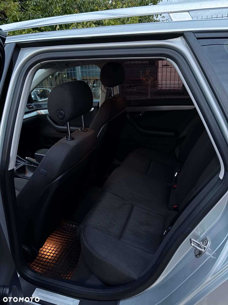 Audi A4 Avant - 8