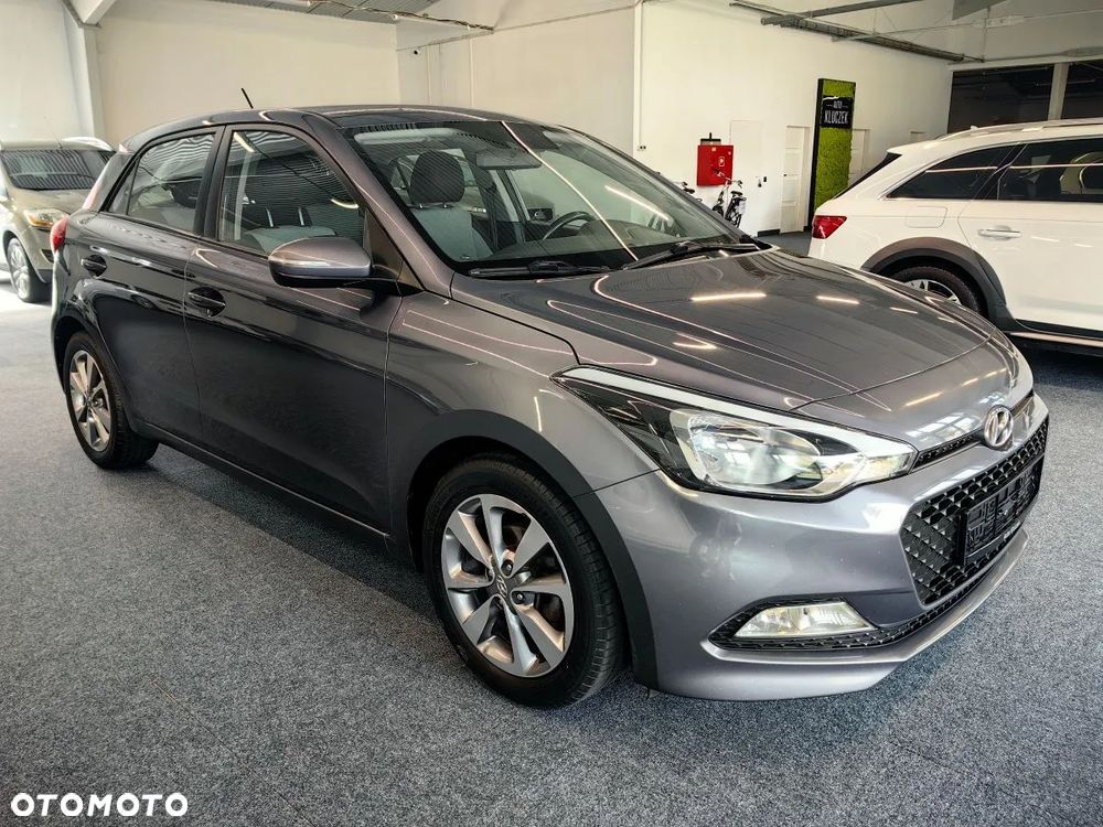 Hyundai i20 1.4 Premium - 3