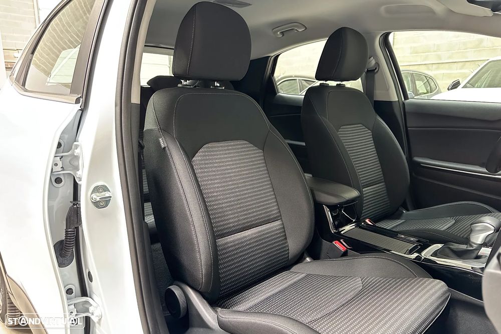 Kia XCeed 1.6 GDi PHEV Drive - 11