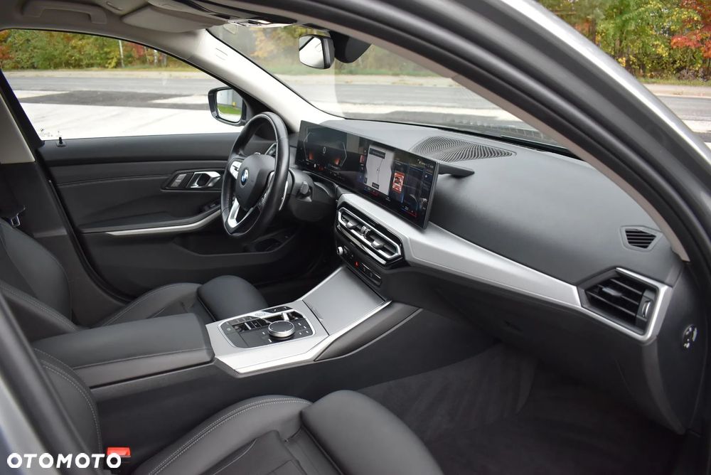 BMW Seria 3 320d xDrive Sport Line Shadow - 13