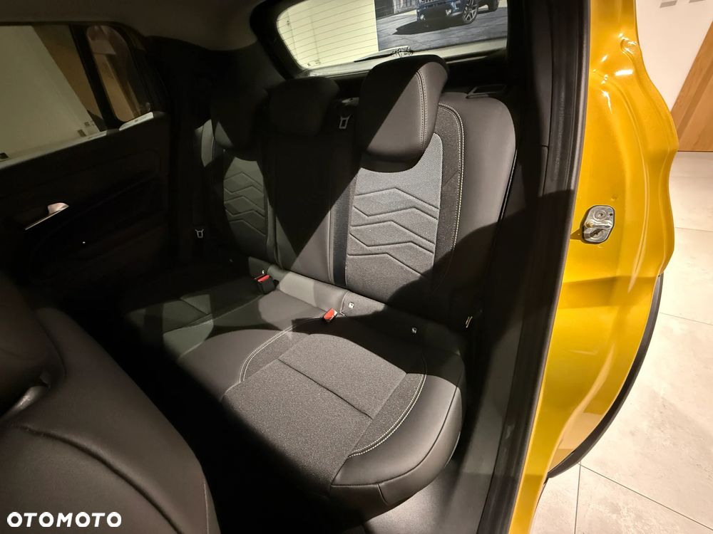 Jeep Avenger 1.2 T3 mHEV Summit FWD eDCT6 - 21