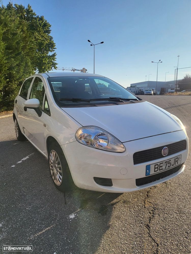 Fiat Grande Punto 1.2 8V Actual - 1