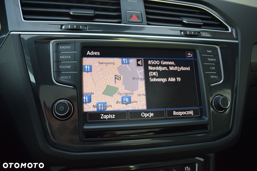 Volkswagen Tiguan 2.0 TDI SCR 4MOTION DSG Highline - 19