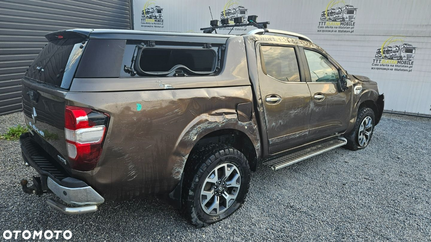 Renault Alaskan - 3