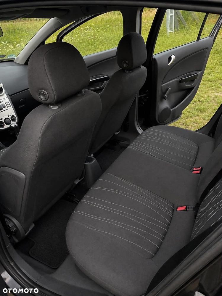 Opel Corsa - 11