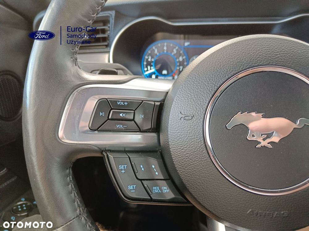 Ford Mustang 5.0 V8 GT - 16