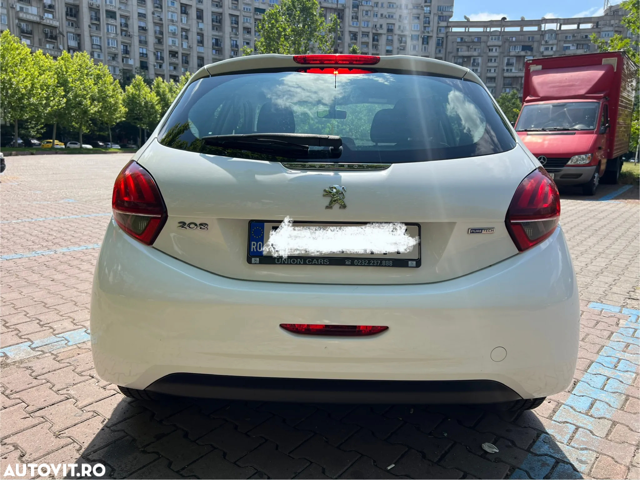 Peugeot 208 1.2 L PureTech Active - 6