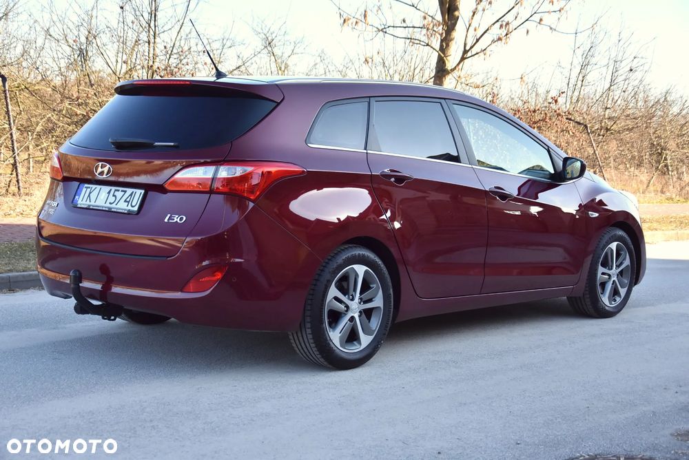 Hyundai i30 blue 1.6 GDI YES Gold - 11