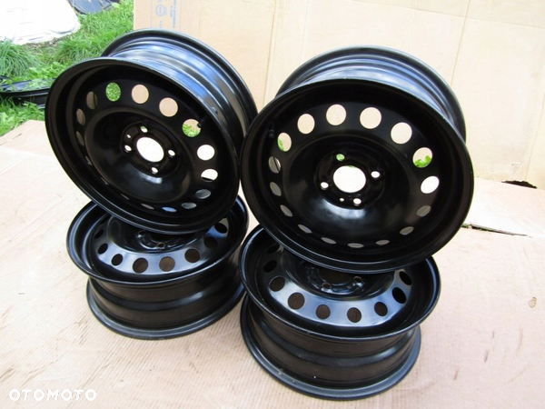 4x Felgi 15 Renault Clio II III Modus Thalia Dacia Lodgy Logan Sandero ET40