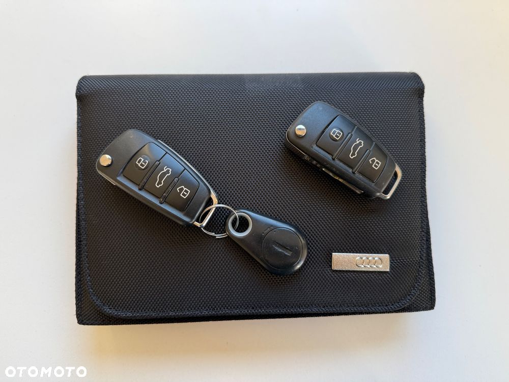 Audi A3 Sportback 2.0 TDI S line Sportpaket - 21