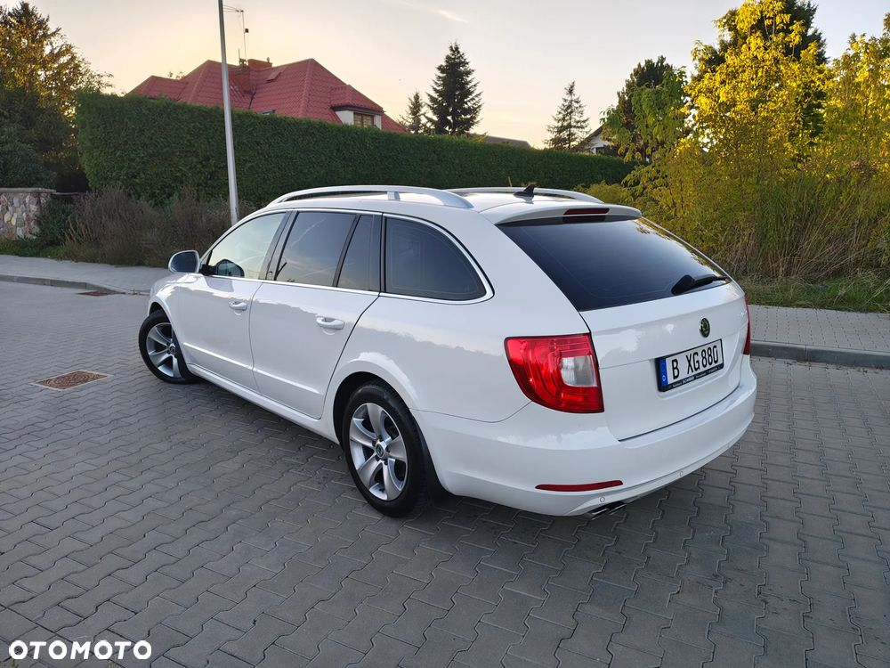 Skoda Superb 2.0 TDI DSG Ambition - 15