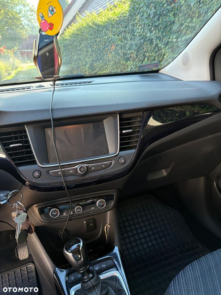 Opel Crossland - 13