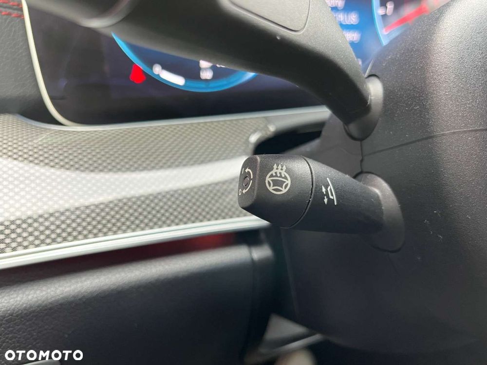 Mercedes-Benz Klasa E AMG 53 4-Matic+ 9G-TRONIC - 26