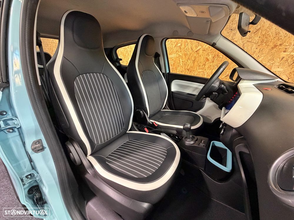 Renault Twingo SCe 70 EDC LIMITED 2018 - 26