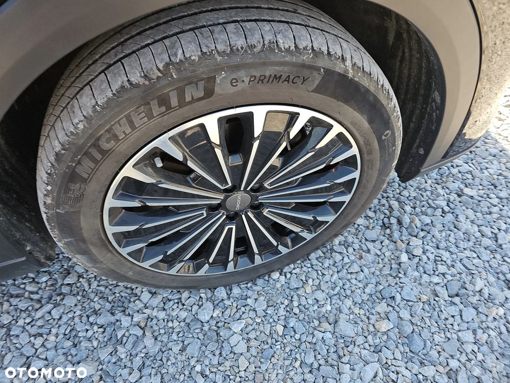Omoda 9 1.5 Super Hybrid Exclusive AWD - 28