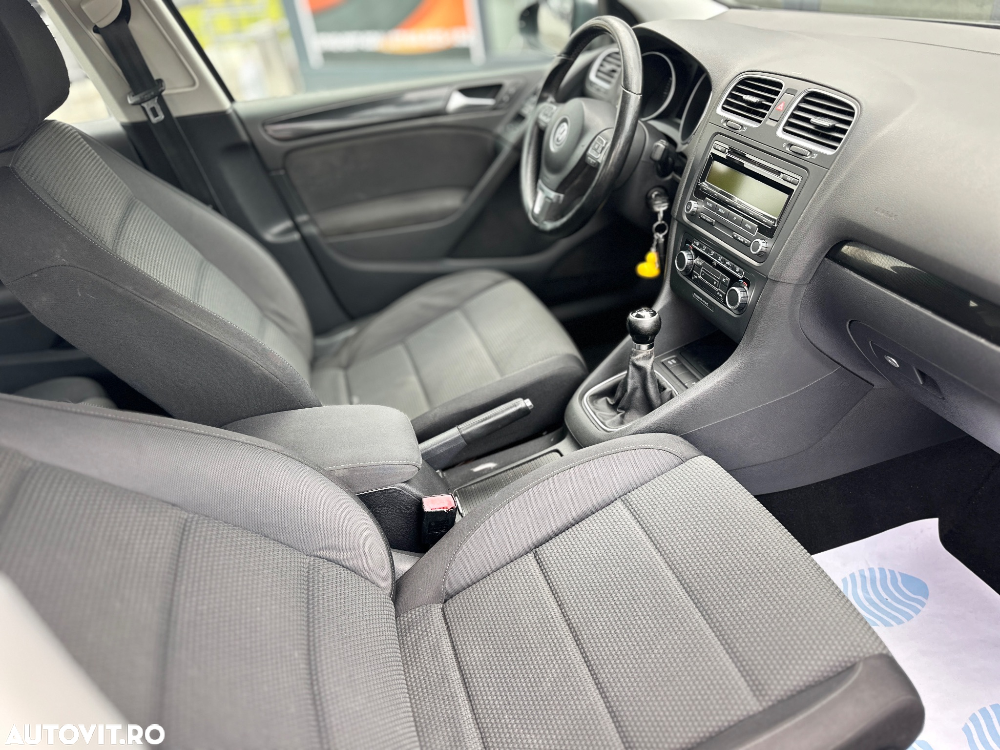 Volkswagen Golf 1.4 FSI Trendline - 6