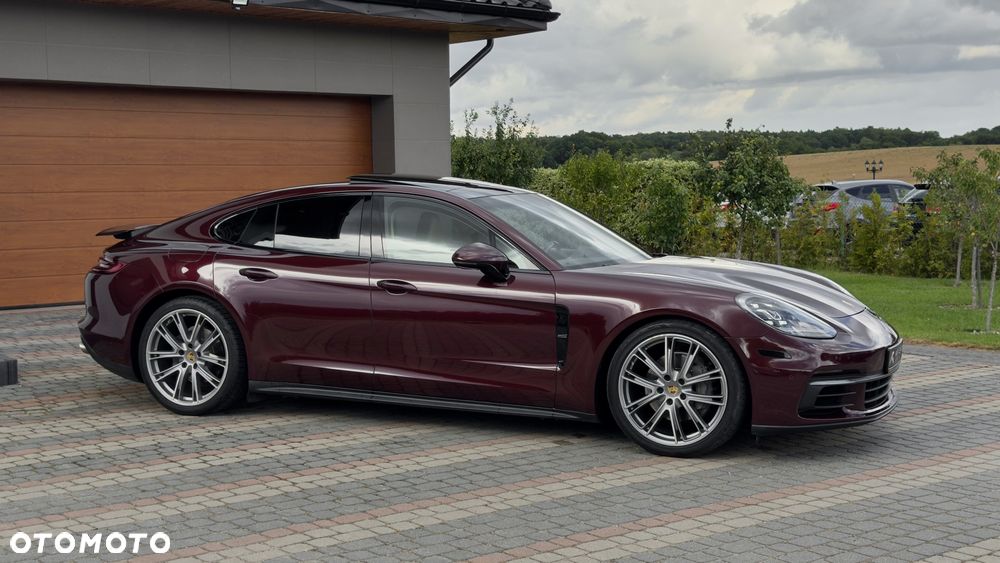 Porsche Panamera 4S - 3