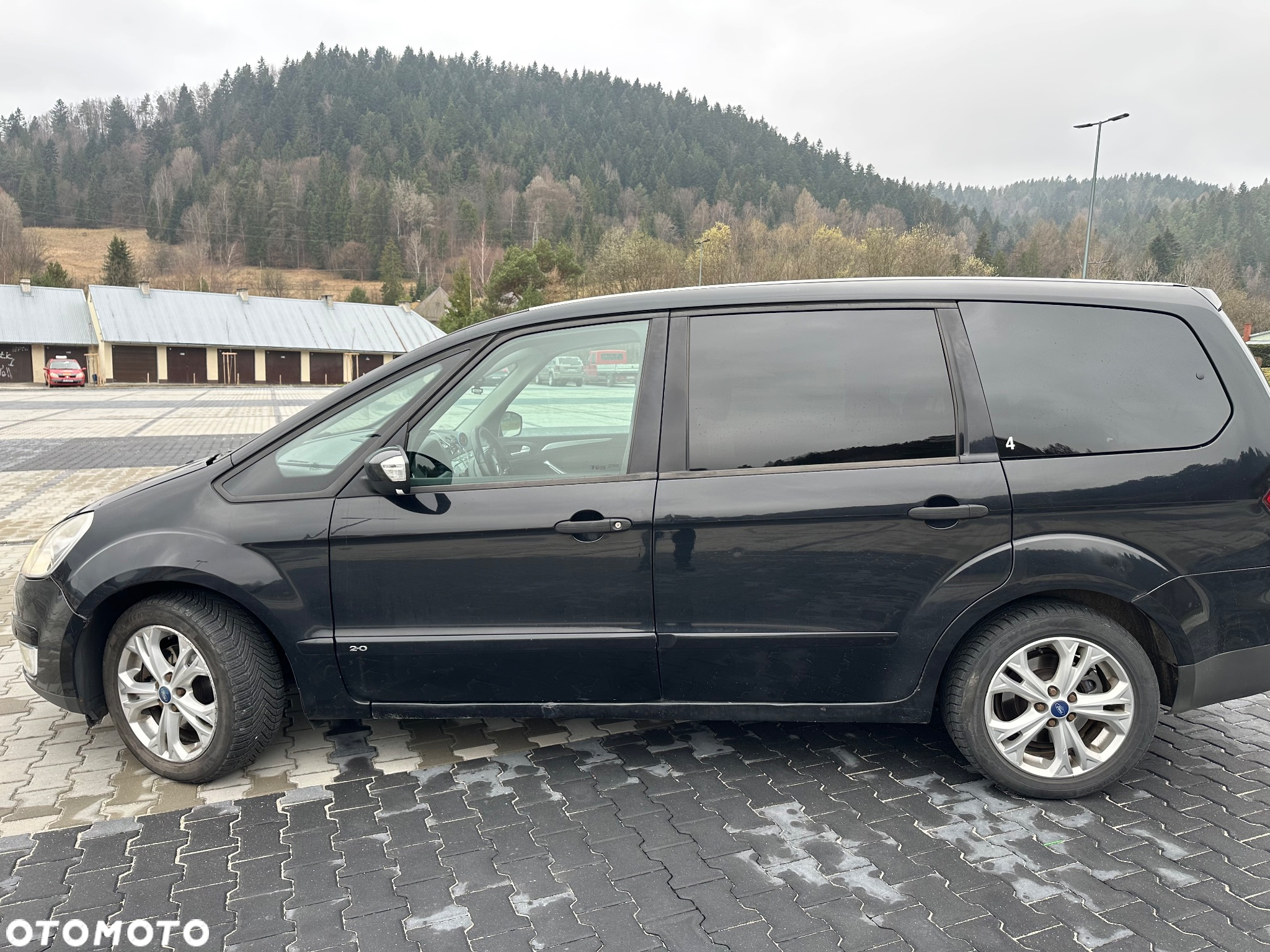 Ford Galaxy - 4