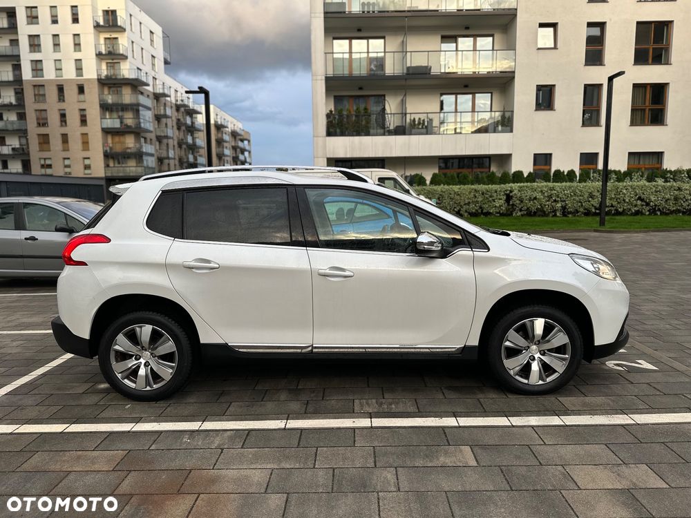 Peugeot 2008 e-HDi FAP 92 EGS6 STOP & START Allure - 32
