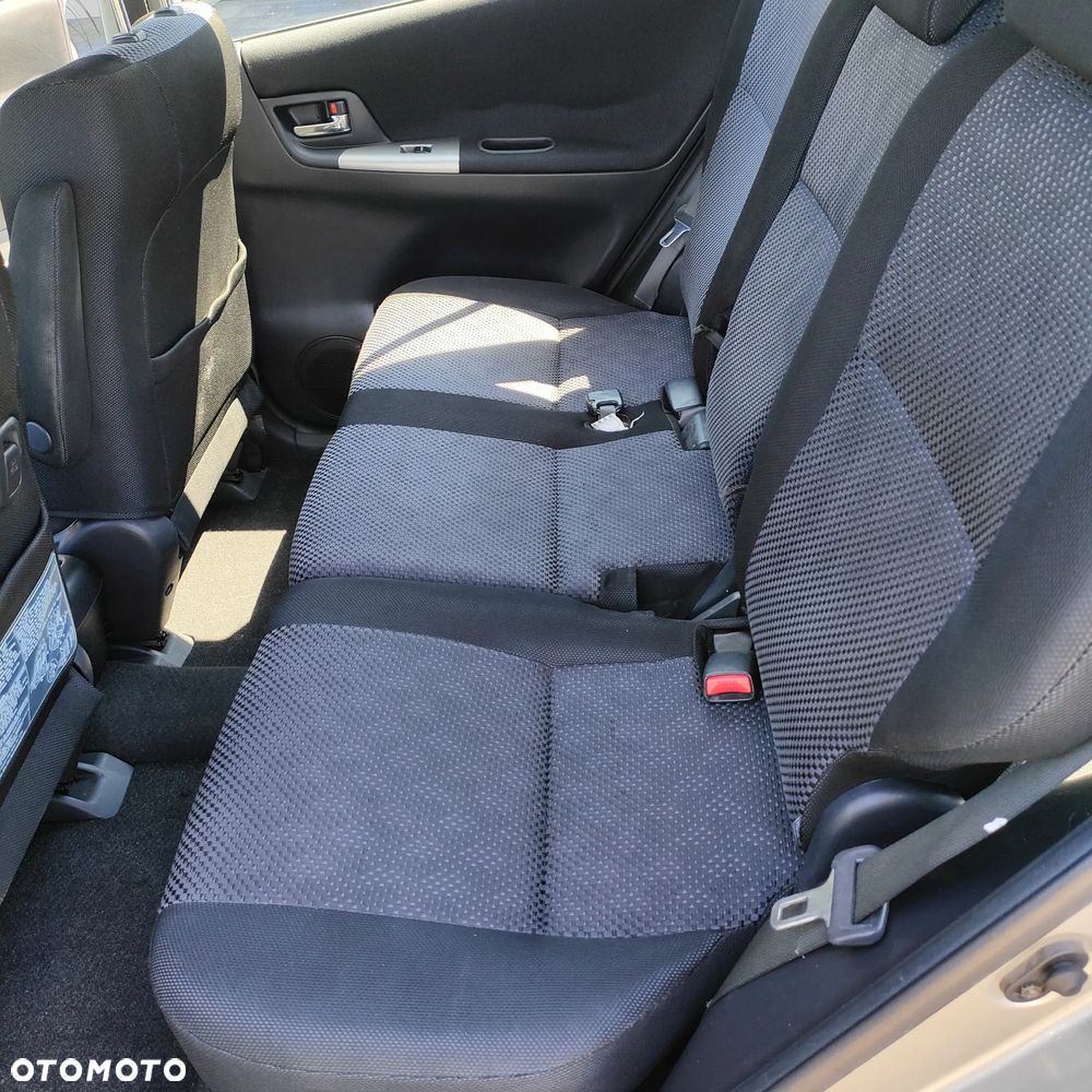 Toyota Corolla Verso 1.6 Terra - 8