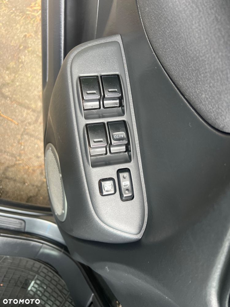 Toyota RAV4 - 30