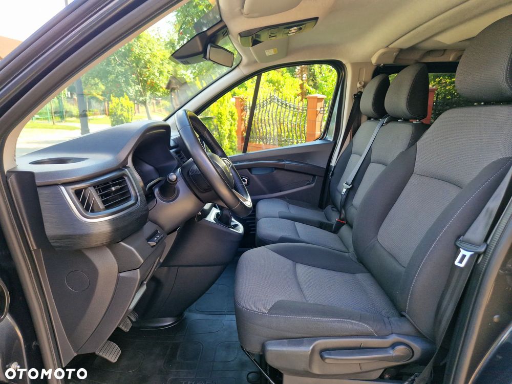 Renault Trafic 2.0 dCi - 19