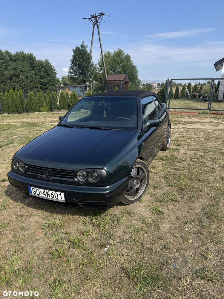 Volkswagen Golf - 2